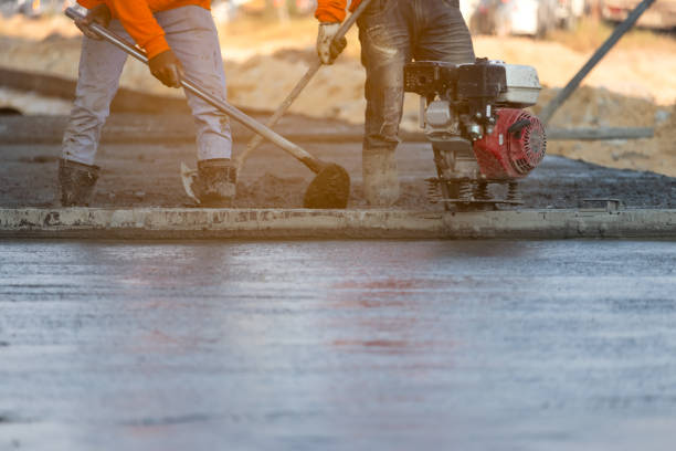 Best Concrete Sidewalk Installation in Paris, IL